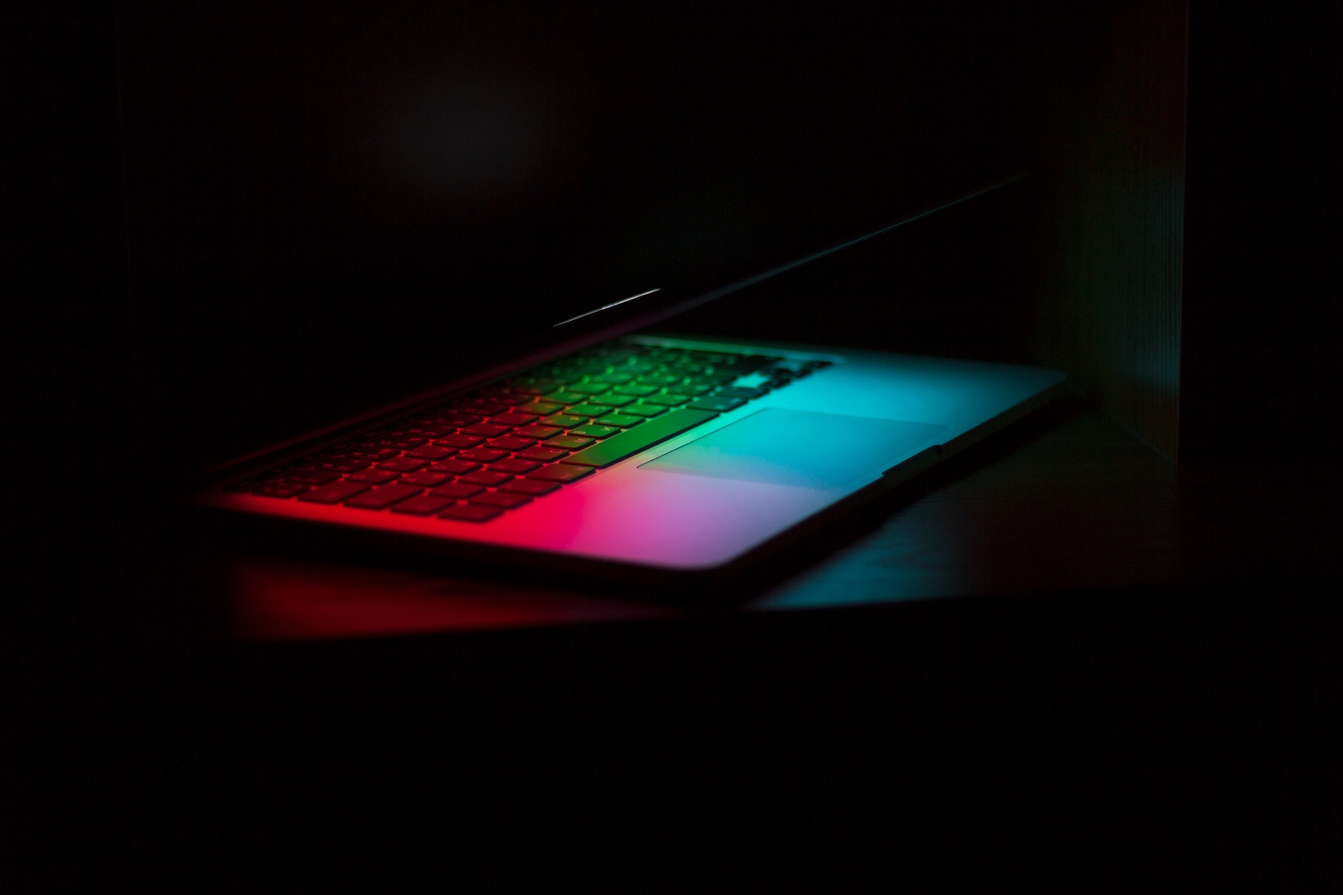 laptop-2592008_1920 (1)