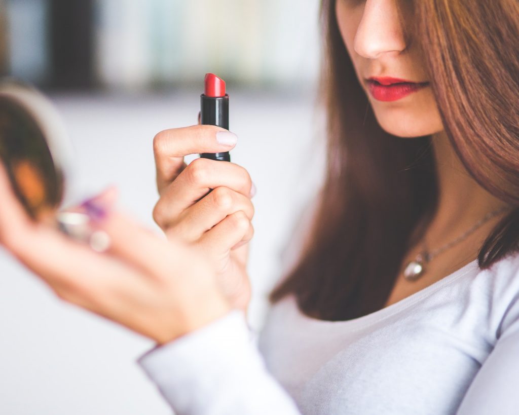 Airtight lipstick by Lumson is safe, versatile, and long-lasting.